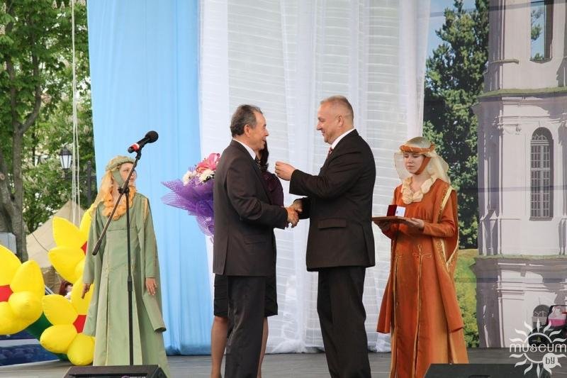 Conferring the title of Honorary Citizen of Polotsk to Ya.A. Borisov. 2016