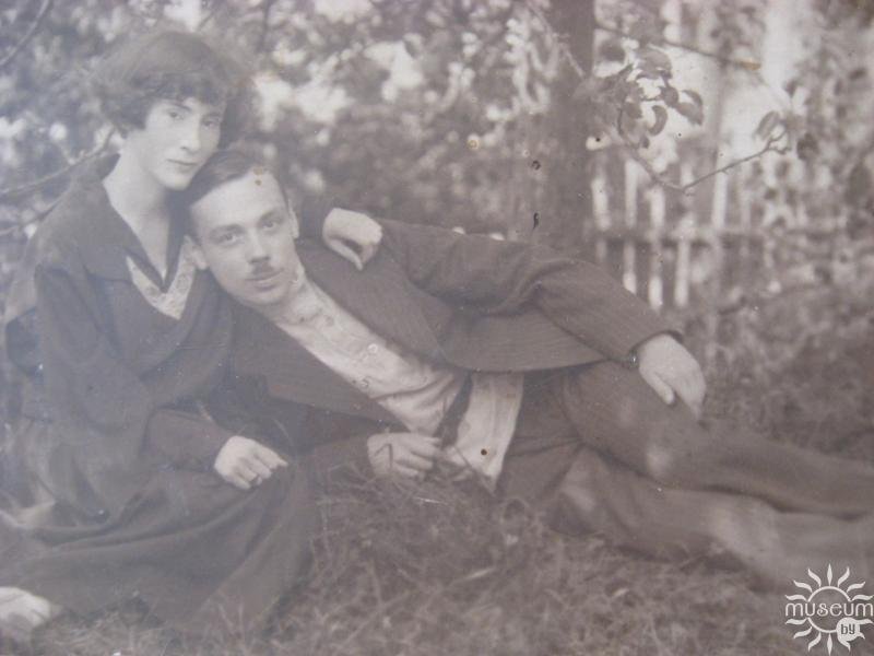 Дэйніс І. П. з жонкай Любоўю Георгіеўнай. 1930-я гг.