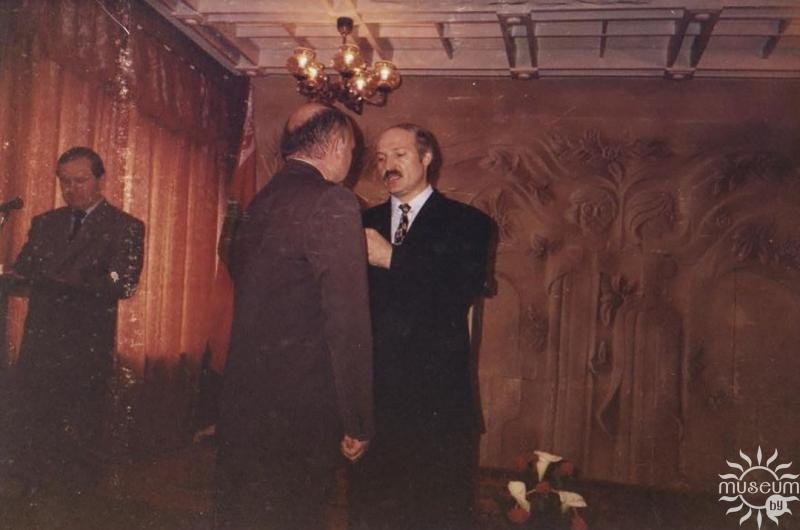 During the award of the medal For Labour Merits. 1998