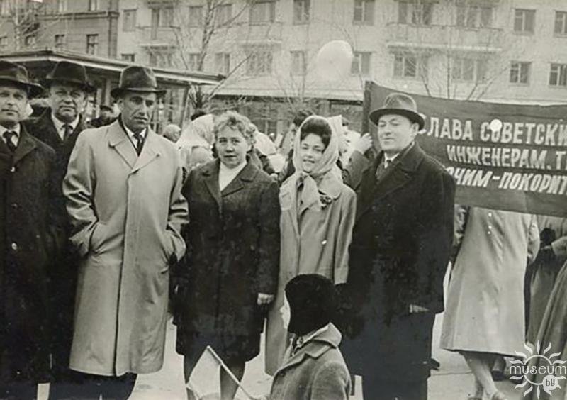 Employees of Polotsk Department of Health during the May Day demonstration. 1960s