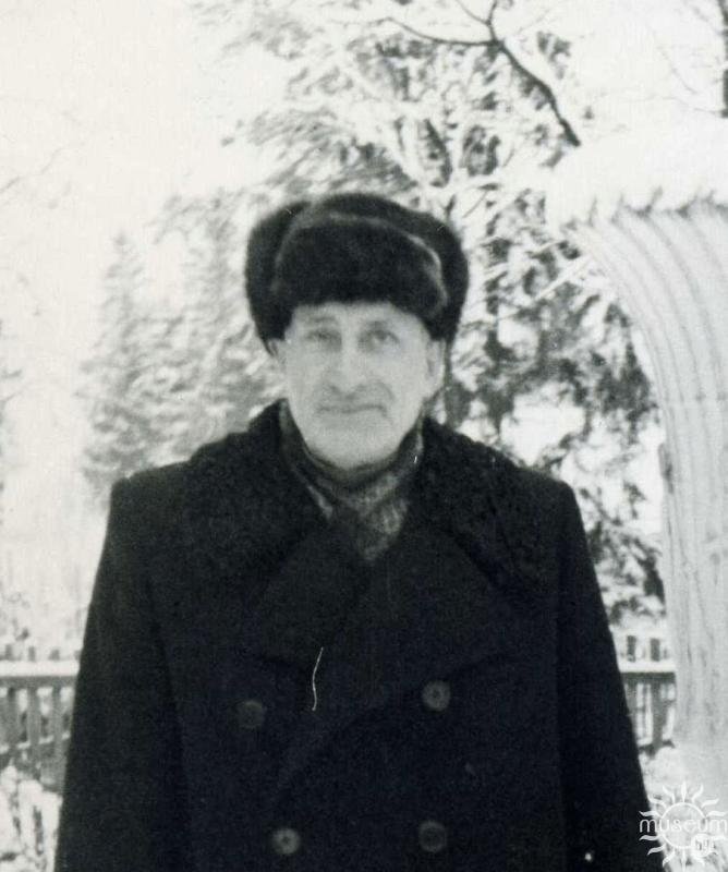 Naum Sholomovich SIMONOVSKIY (1892-1987)