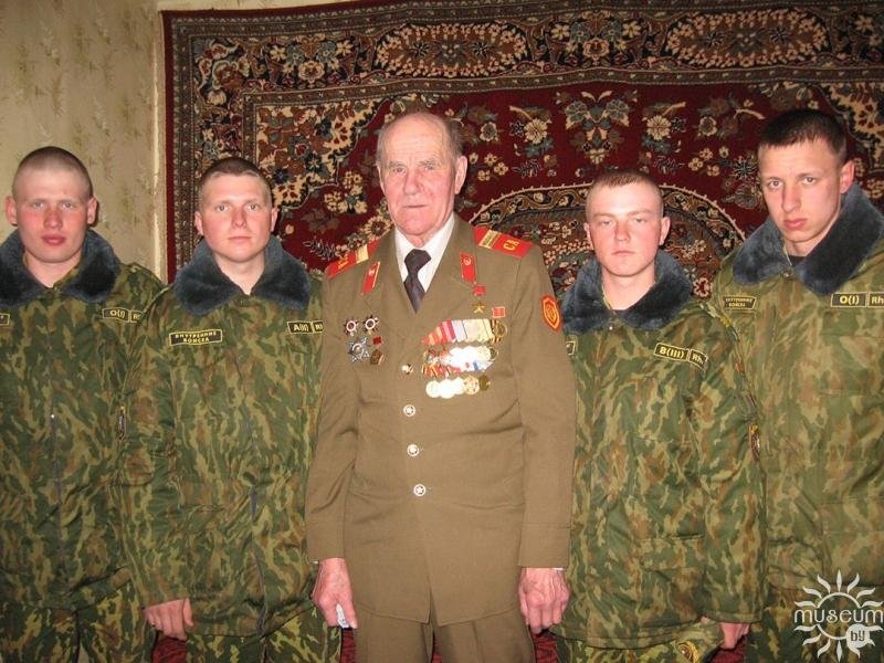 Visiting the Honorary Soldier of the 9th Separate Specialized Battalion of the Internal Troops S.A. Pashkevich. April 2010