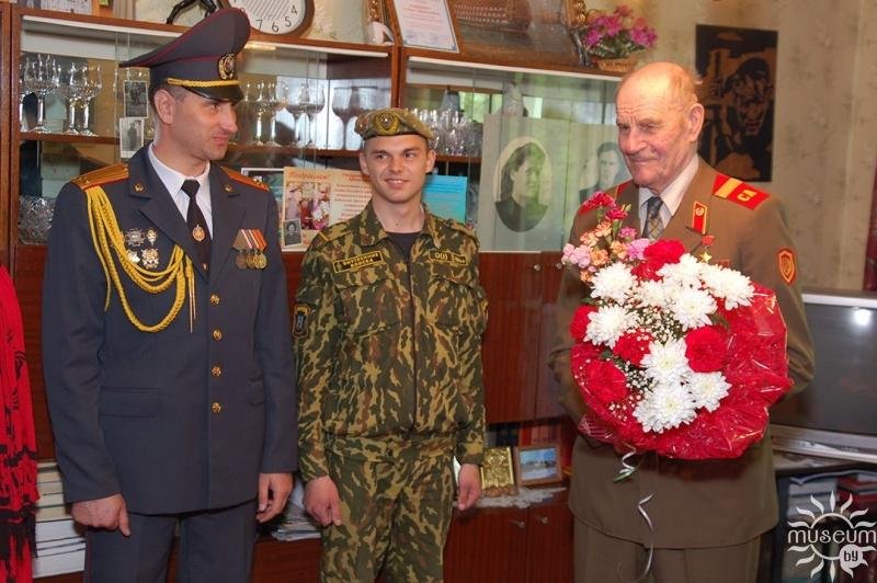 Congratulations on the Victory Day to the Hero of the Soviet Union S.A. Pashkevich. May 2011