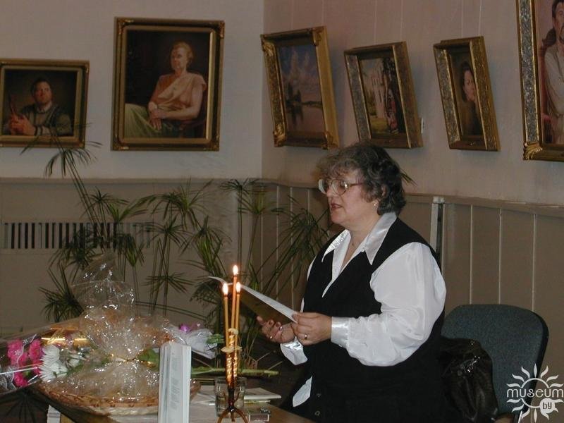 At ​​the presentation of the book by N. S. Solodkaya «A Candle Laments to the Sky». 2002
