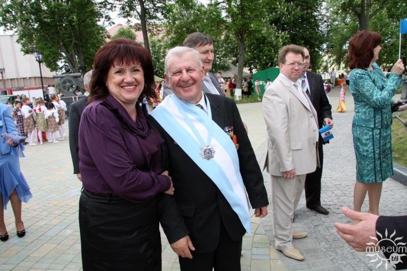 At the ceremony of conferring the title of Honorary Citizen of Polotsk to P. I. Timoshenko. 2011